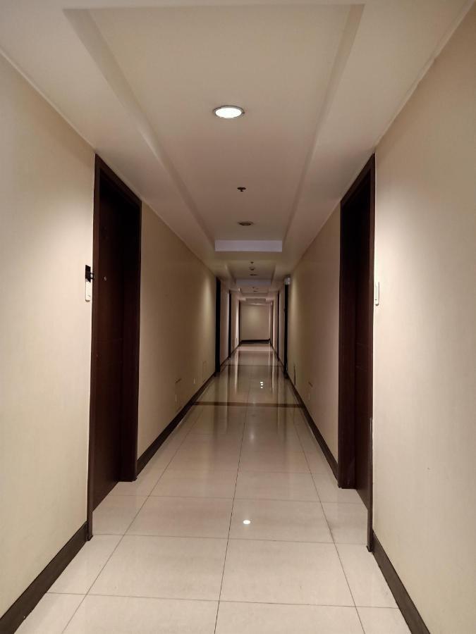 Taj'S Condotel Пасай Екстериор снимка